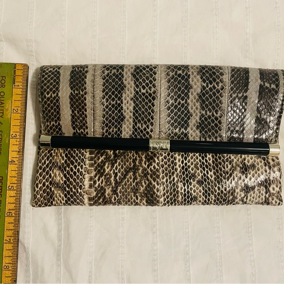 Diane von Furstenberg Python envelope clutch - Picture 3 of 9